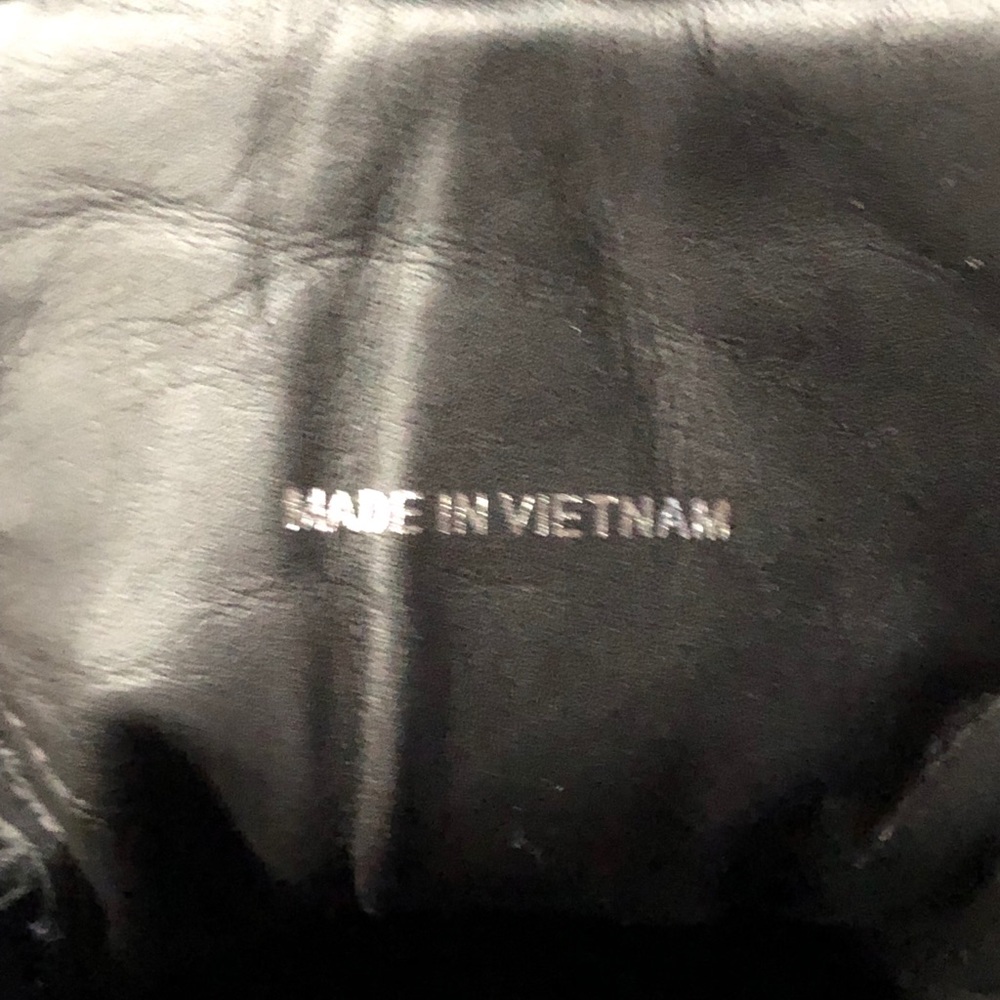 Men’s black Prada sneakers - Picture 3 of 5